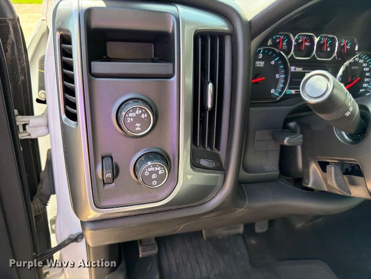 image for item FK3726 2016 Chevrolet Silverado 1500 Crew Cab pickup truck
