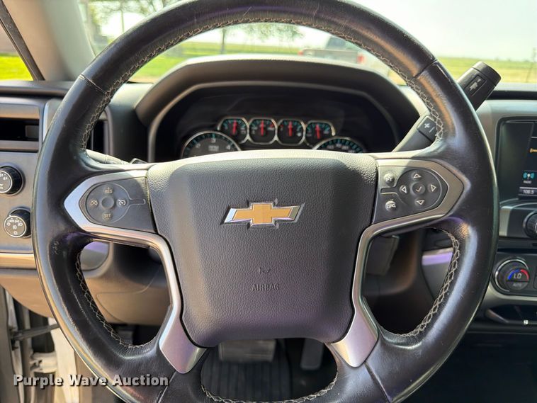 image for item FK3726 2016 Chevrolet Silverado 1500 Crew Cab pickup truck