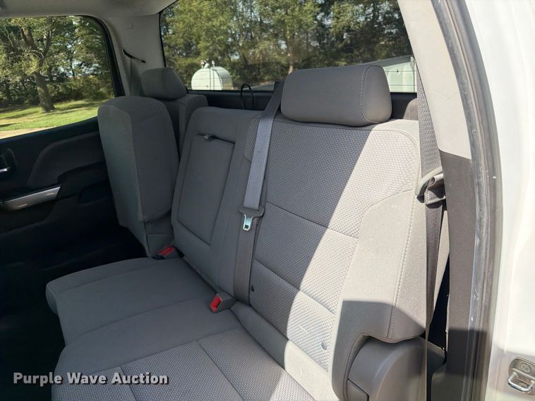 image for item FK3726 2016 Chevrolet Silverado 1500 Crew Cab pickup truck
