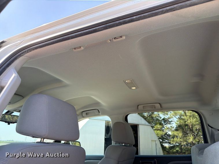 image for item FK3726 2016 Chevrolet Silverado 1500 Crew Cab pickup truck