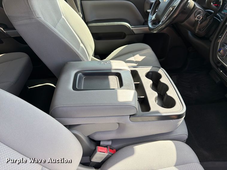 image for item FK3726 2016 Chevrolet Silverado 1500 Crew Cab pickup truck