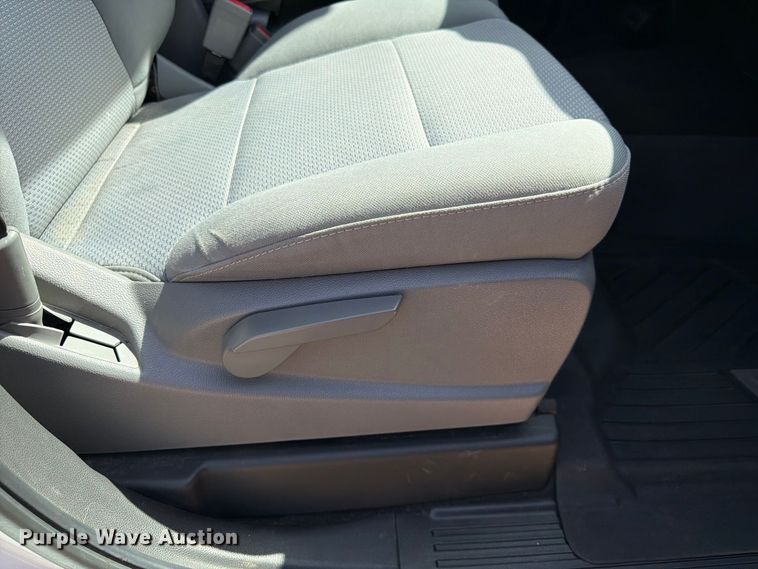 image for item FK3726 2016 Chevrolet Silverado 1500 Crew Cab pickup truck