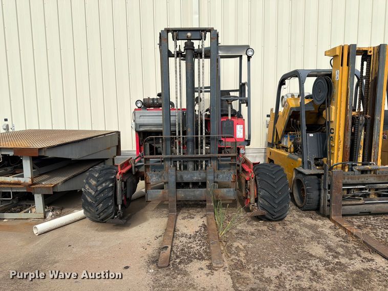 image for item FK3788 2003 Moffett M5500 forklift