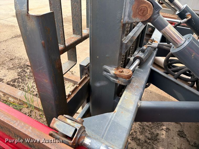 image for item FK3788 2003 Moffett M5500 forklift