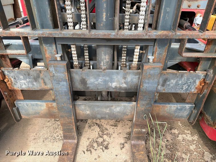image for item FK3788 2003 Moffett M5500 forklift