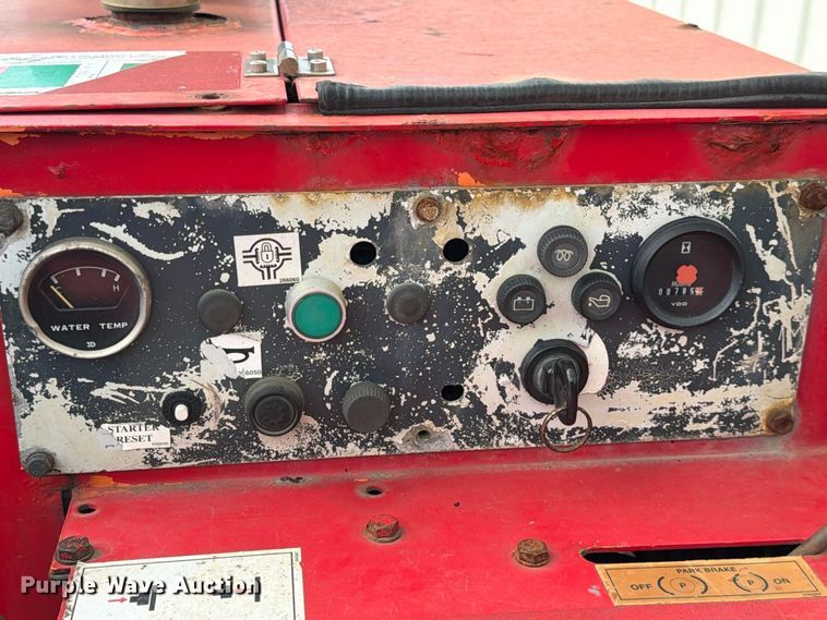 image for item FK3788 2003 Moffett M5500 forklift