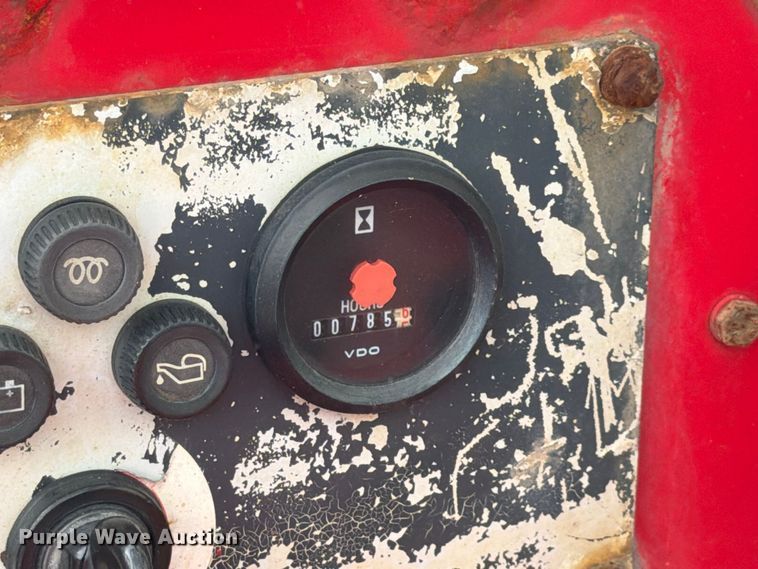 image for item FK3788 2003 Moffett M5500 forklift