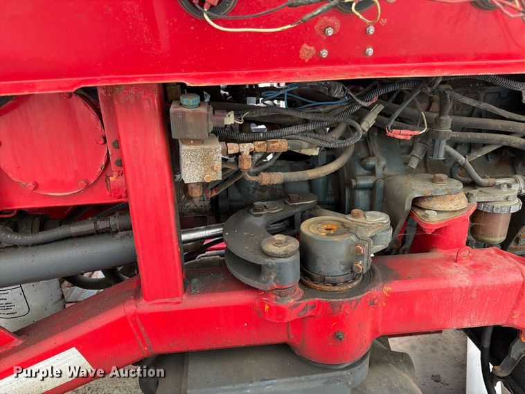 image for item FK3788 2003 Moffett M5500 forklift