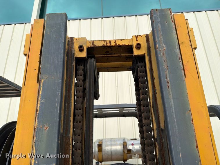 image for item FK3790 Caterpillar T80D forklift