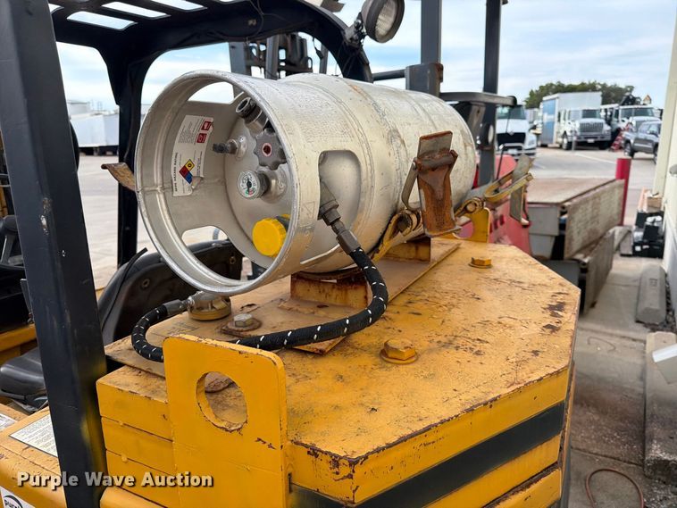image for item FK3790 Caterpillar T80D forklift