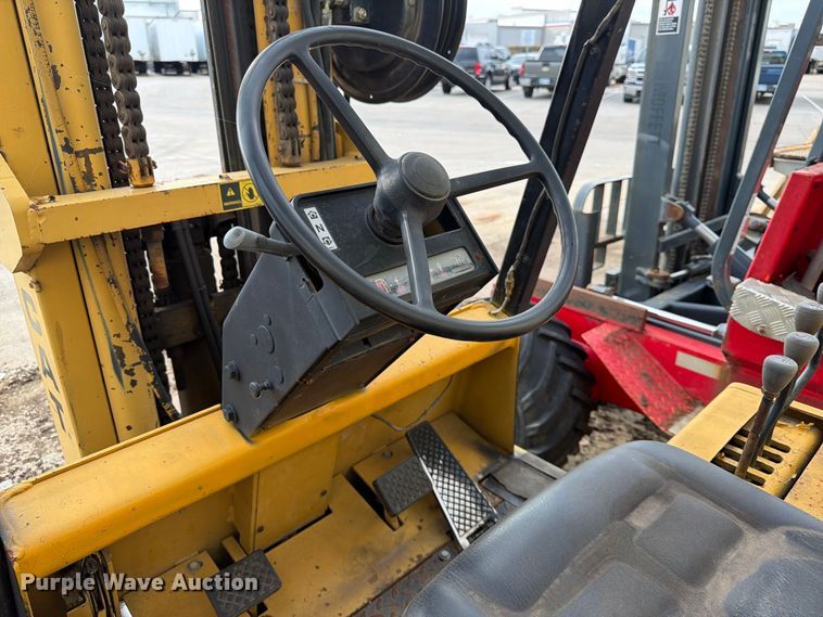 image for item FK3790 Caterpillar T80D forklift