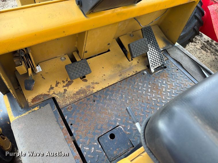 image for item FK3790 Caterpillar T80D forklift