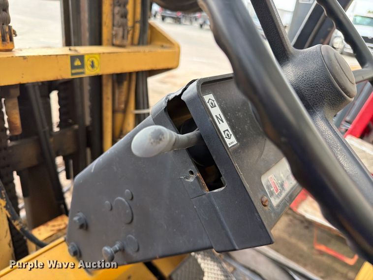 image for item FK3790 Caterpillar T80D forklift
