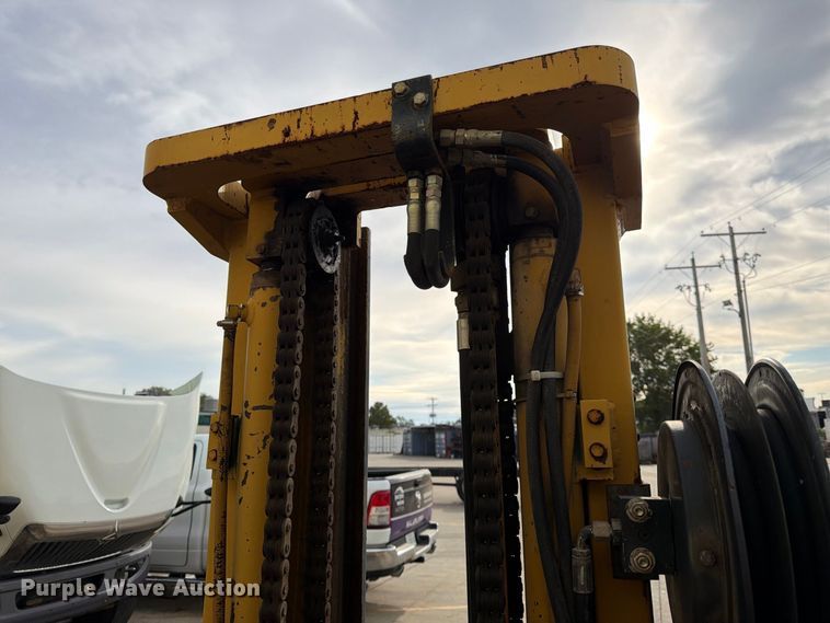 image for item FK3790 Caterpillar T80D forklift