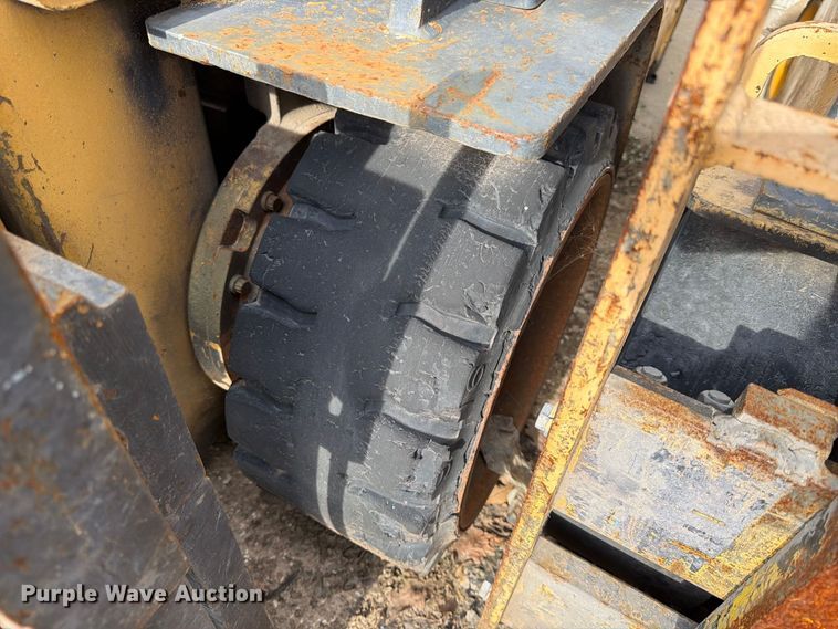 image for item FK3790 Caterpillar T80D forklift