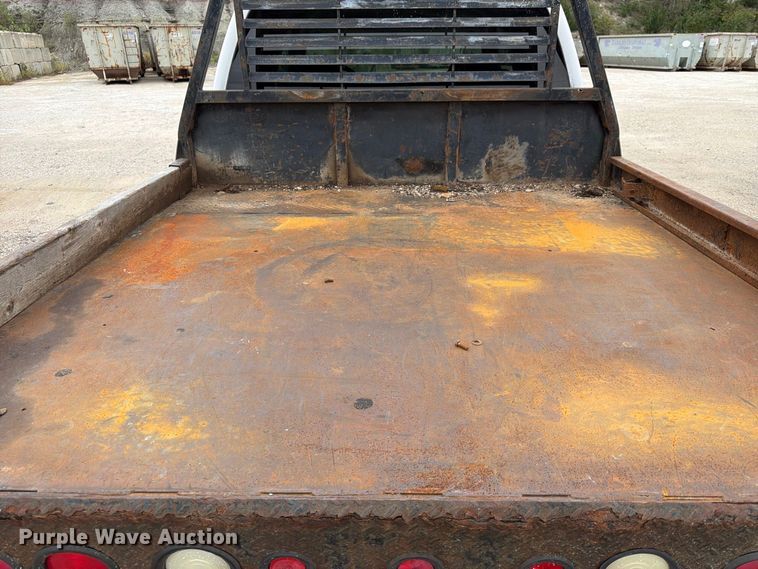image for item FK3794 2006 Chevrolet Silverado 2500HD Crew Cab flatbed pickup truck
