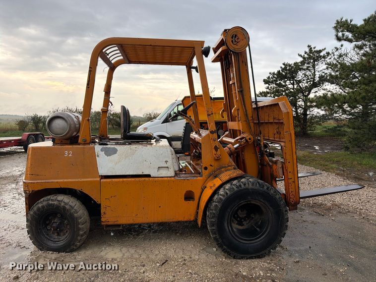 image for item FK3797 1997 Toyota 02-FG40 forklift