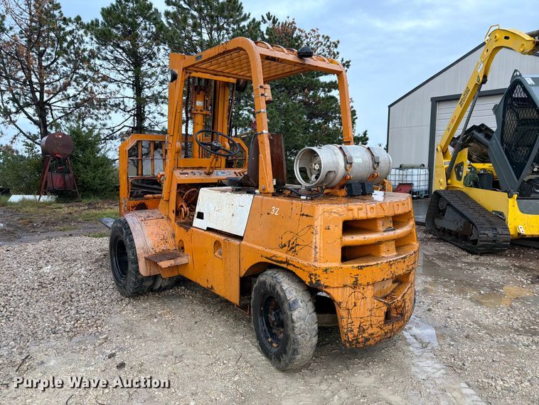image for item FK3797 1997 Toyota 02-FG40 forklift