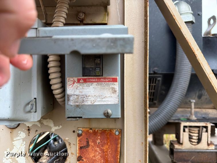 image for item FK3807 Dionex ICS-3000 generator