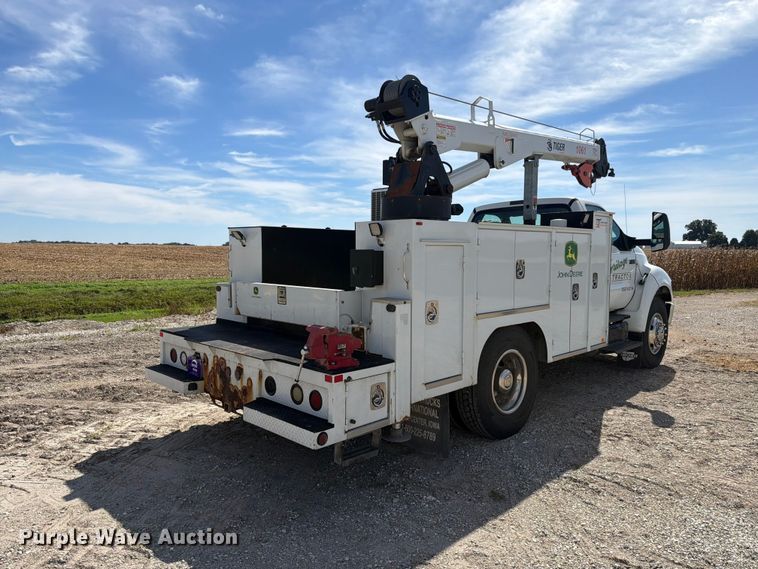 image for item FK4183 2015 Ford F750 Super Duty XL utility / service truck