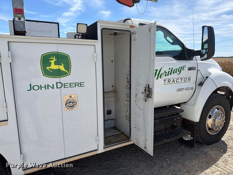 image for item FK4183 2015 Ford F750 Super Duty XL utility / service truck
