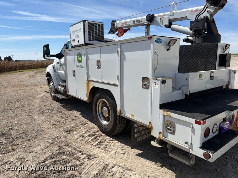 image for item FK4183 2015 Ford F750 Super Duty XL utility / service truck