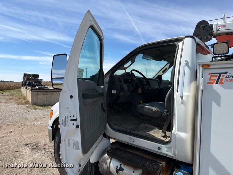 image for item FK4183 2015 Ford F750 Super Duty XL utility / service truck