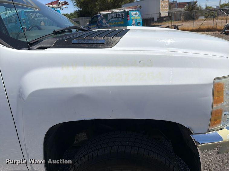 image for item FK4576 2012 Chevrolet Silverado 2500HD Ext. Cab utility bed pickup truck
