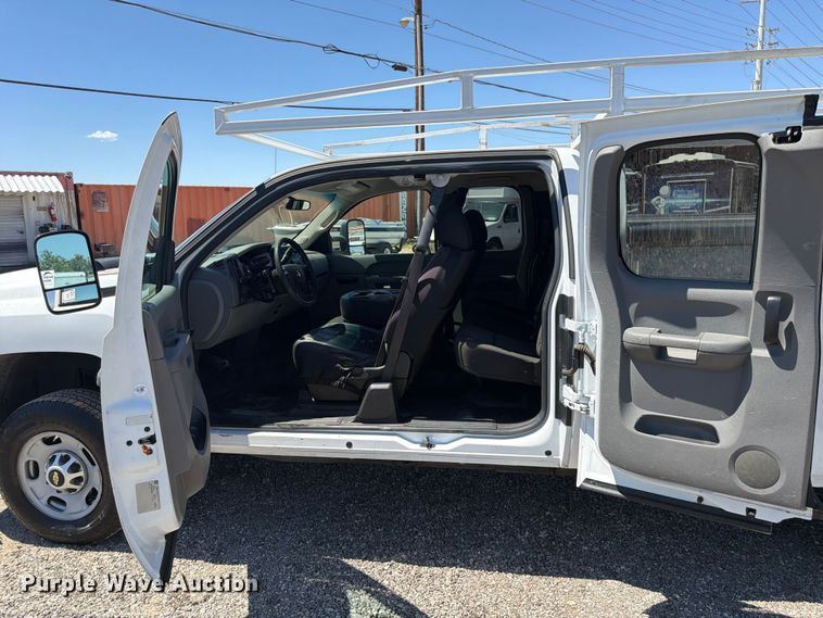 image for item FK4576 2012 Chevrolet Silverado 2500HD Ext. Cab utility bed pickup truck