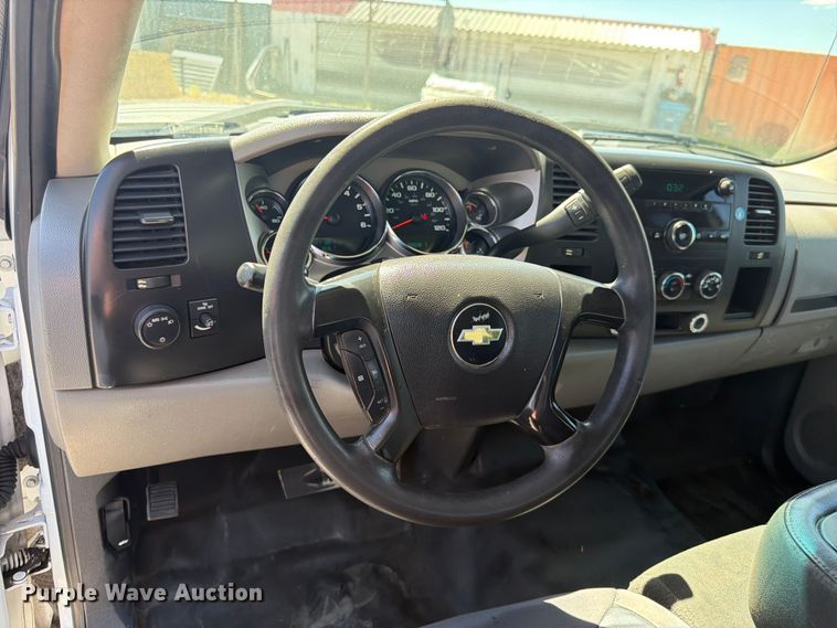 image for item FK4576 2012 Chevrolet Silverado 2500HD Ext. Cab utility bed pickup truck