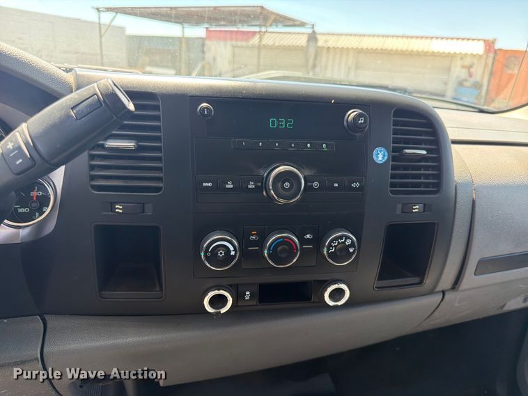 image for item FK4576 2012 Chevrolet Silverado 2500HD Ext. Cab utility bed pickup truck