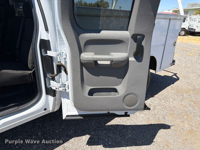 image for item FK4576 2012 Chevrolet Silverado 2500HD Ext. Cab utility bed pickup truck