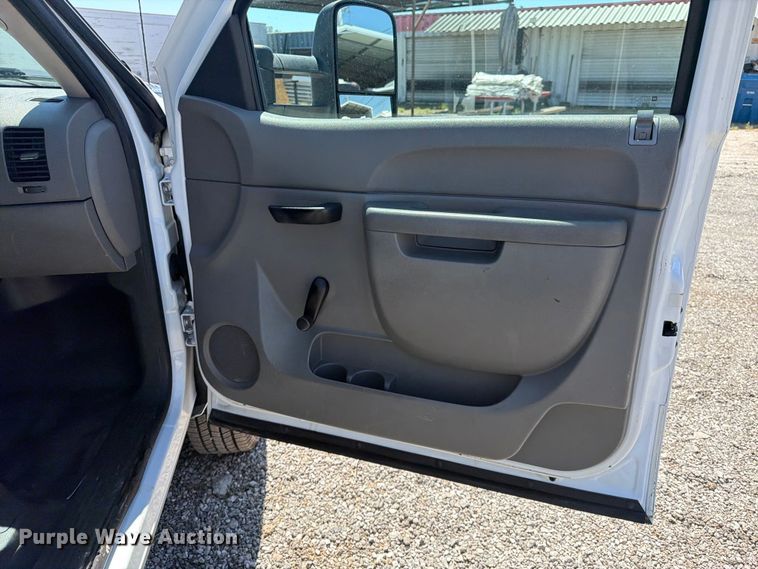 image for item FK4576 2012 Chevrolet Silverado 2500HD Ext. Cab utility bed pickup truck