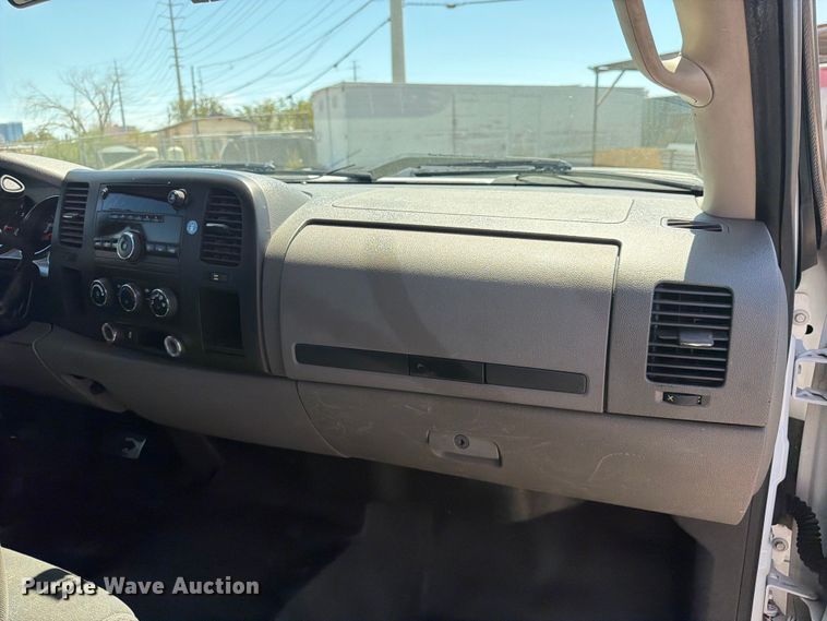 image for item FK4576 2012 Chevrolet Silverado 2500HD Ext. Cab utility bed pickup truck