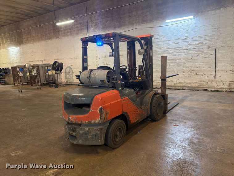 image for item FK4621 Toyota 8FGU32 forklift