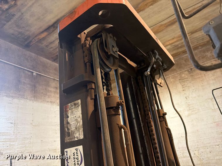 image for item FK4621 Toyota 8FGU32 forklift