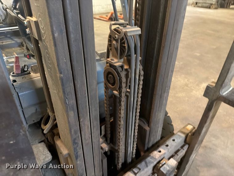 image for item FK4621 Toyota 8FGU32 forklift