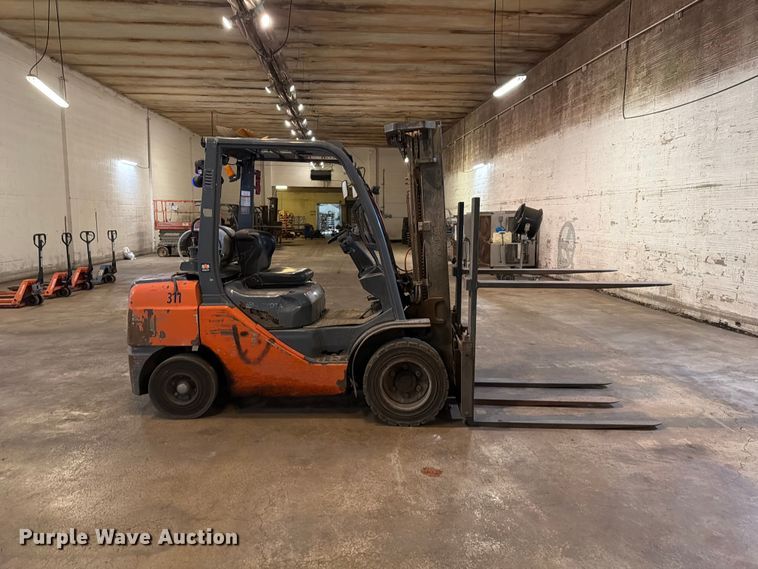 image for item FK4622 Toyota 8FGU32 forklift