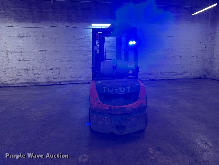 image for item FK4622 Toyota 8FGU32 forklift