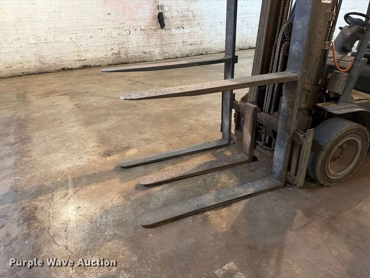 image for item FK4622 Toyota 8FGU32 forklift