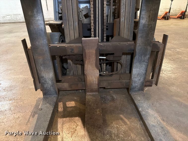 image for item FK4622 Toyota 8FGU32 forklift
