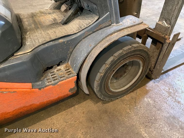 image for item FK4622 Toyota 8FGU32 forklift