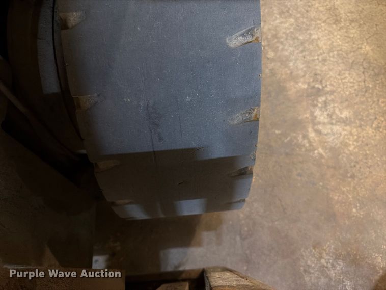 image for item FK4622 Toyota 8FGU32 forklift