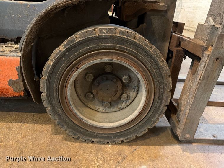 image for item FK4622 Toyota 8FGU32 forklift