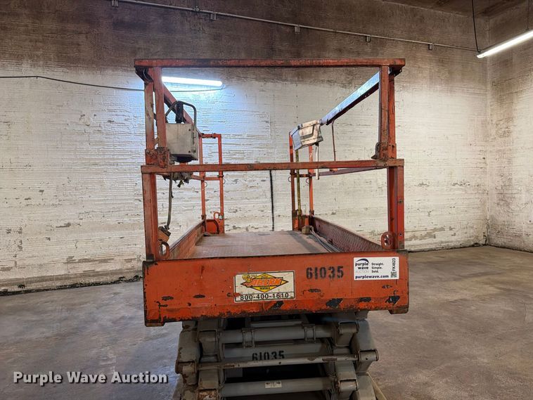 image for item FK4623 Skyjack SJ4626 scissor lift