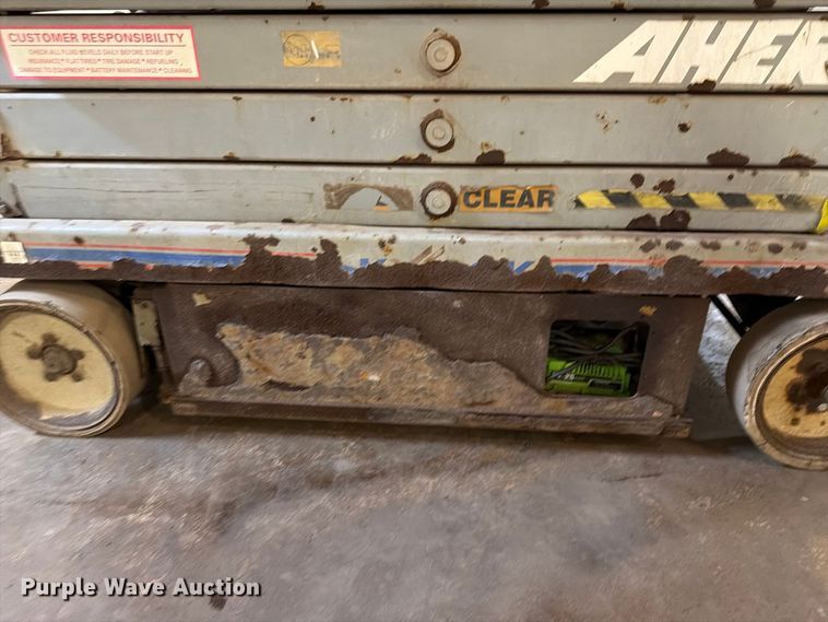 image for item FK4623 Skyjack SJ4626 scissor lift