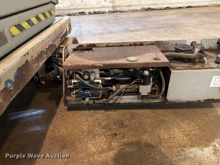 image for item FK4623 Skyjack SJ4626 scissor lift