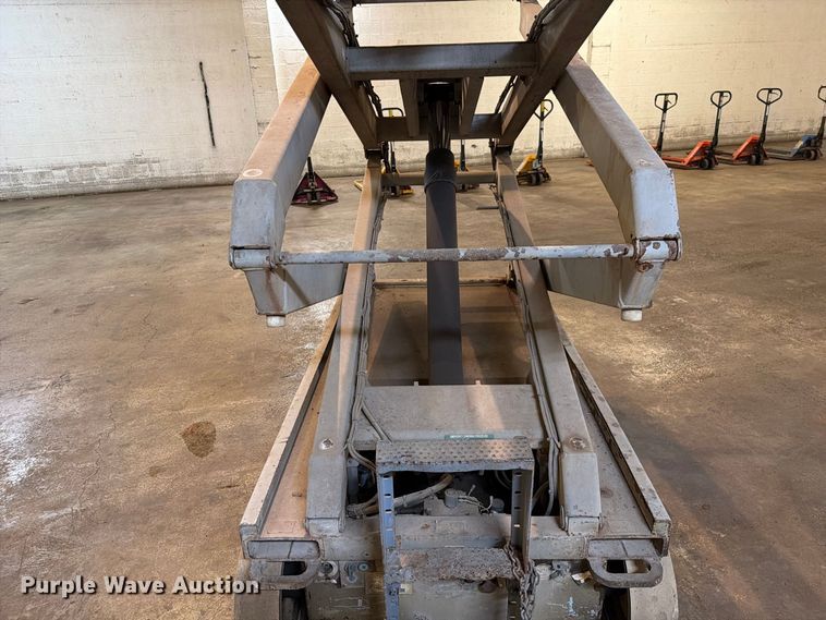 image for item FK4623 Skyjack SJ4626 scissor lift
