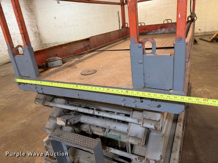 image for item FK4623 Skyjack SJ4626 scissor lift