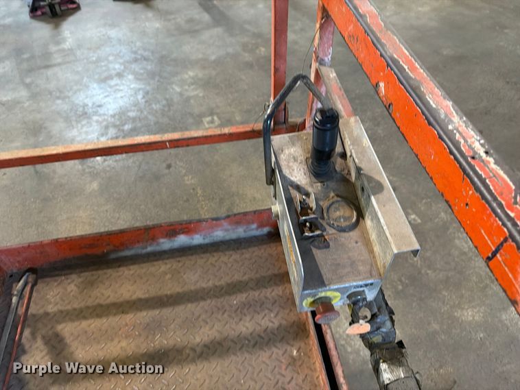 image for item FK4623 Skyjack SJ4626 scissor lift